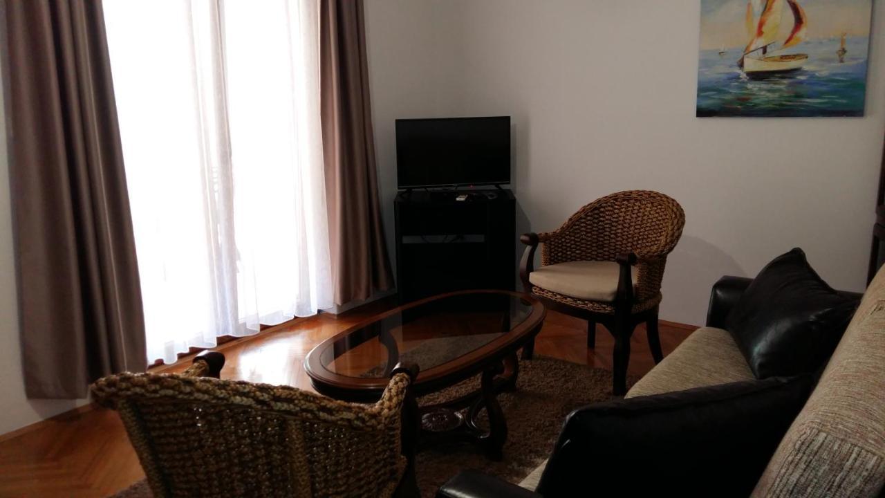 Lazar Apartments Petrovac Exterior photo
