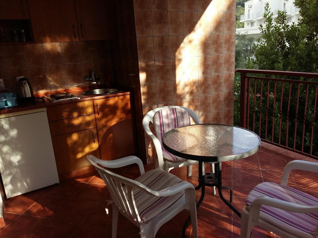 Lazar Apartments Petrovac Exterior photo