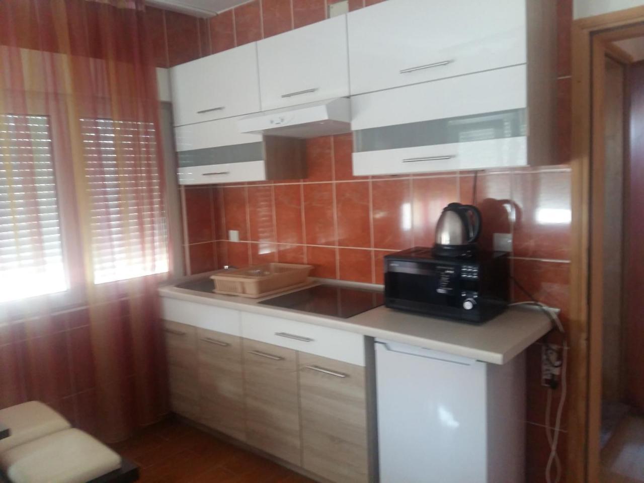 Lazar Apartments Petrovac Exterior photo