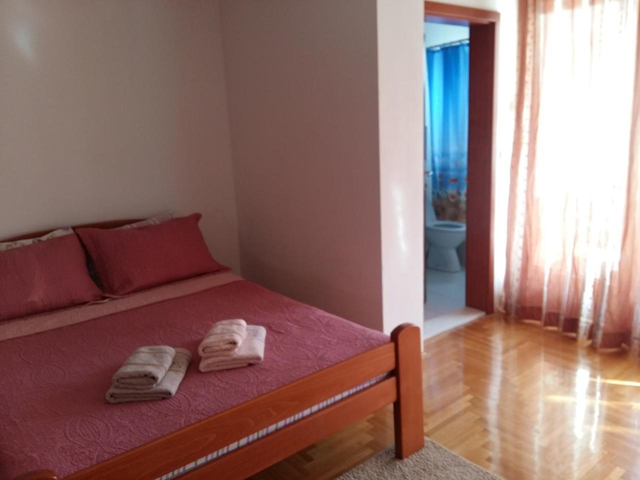 Lazar Apartments Petrovac Exterior photo