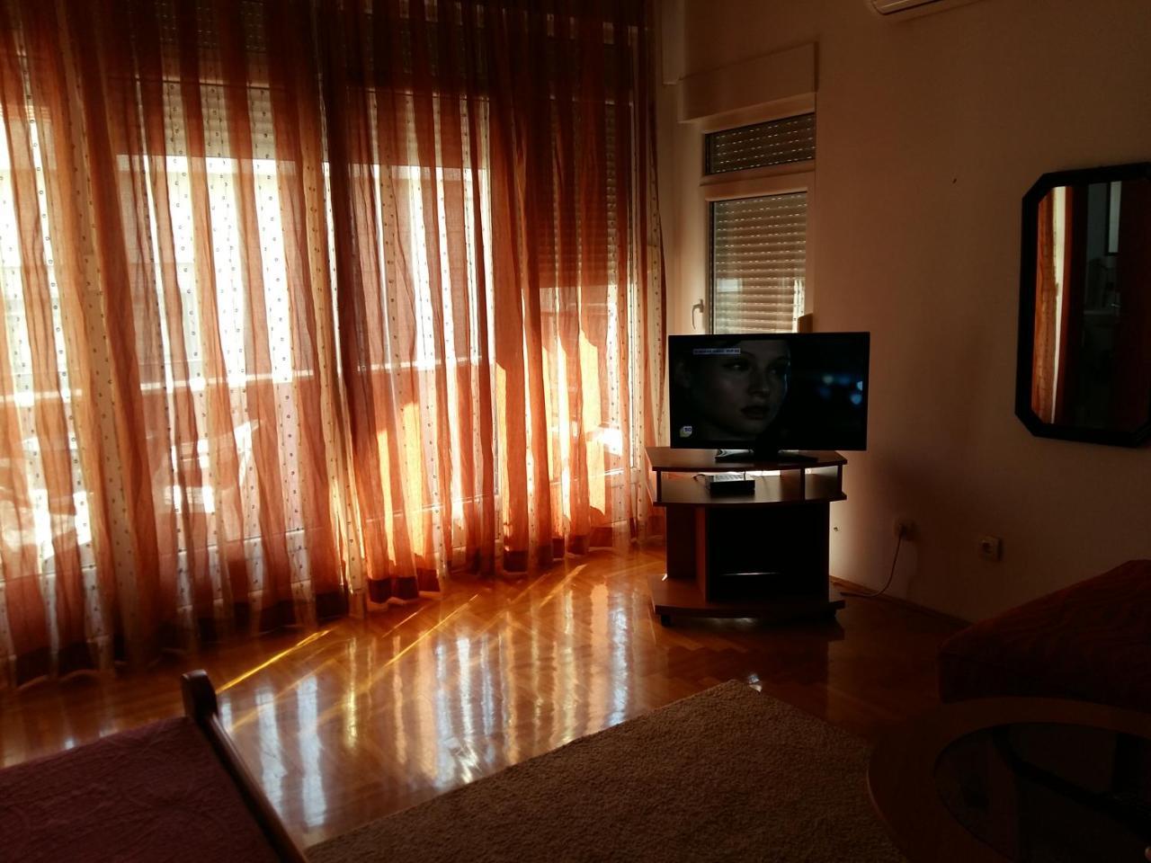 Lazar Apartments Petrovac Exterior photo